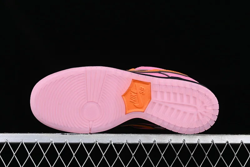 All Categories Nk SB Dunk Series Nk SB Dunk Low Low-top sneakers F version The Powerpuff Girls x Nk SB Dunk Low Powerpuff Girls joint model Low-top casual sneakers FD2631-600